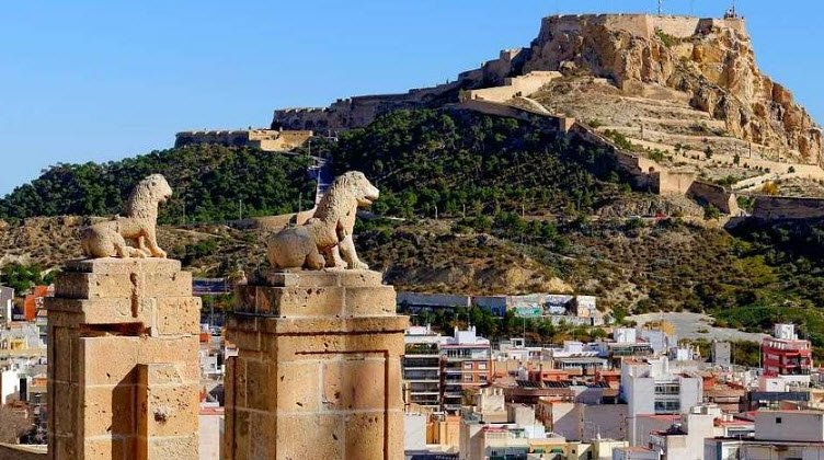 Castell de Sant Ferran, Spain